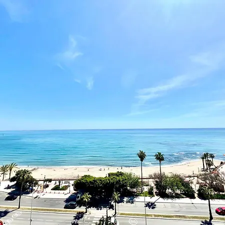 Large Deluxe Front Sea View Benalbeach Apartment *