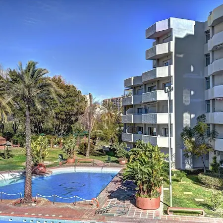 Large Deluxe Front Sea View Benalbeach