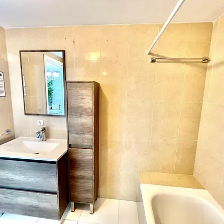 Large Deluxe Front Sea View Benalbeach Benalmadena