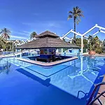 아파트 Large Deluxe Front Sea View Benalbeach *