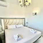Large Deluxe Front Sea View Benalbeach 베날마데나코스타
