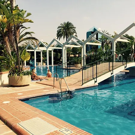 Large Deluxe Front Sea View Benalbeach Benalmádena