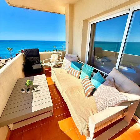 Large Deluxe Front Sea View Benalbeach * Benalmádena